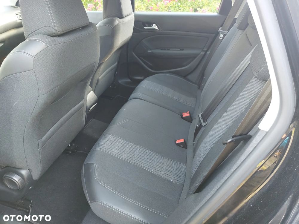 Peugeot 308 BlueHDi 130 EAT8 Black Edition - 16