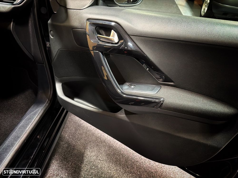 Peugeot 208 1.4 HDi Active - 20