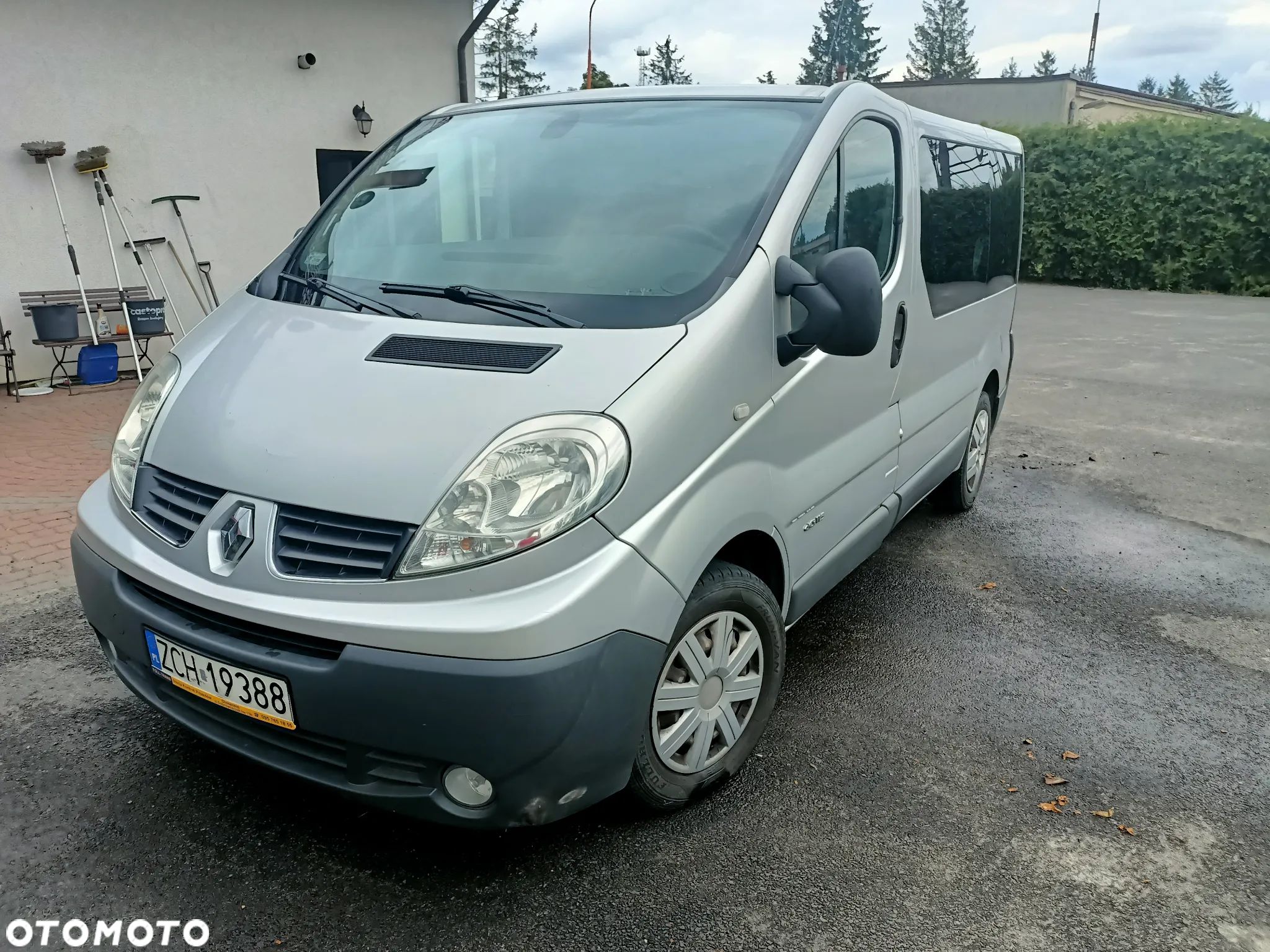 Renault Trafic L1H1 Passenger Lux - 1