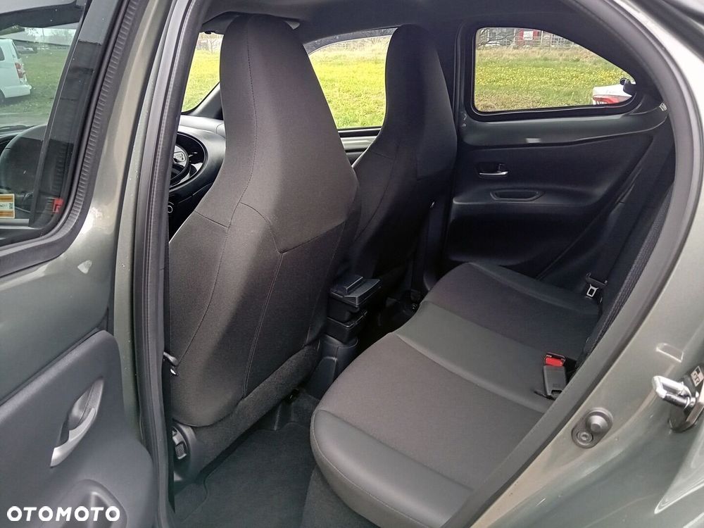Toyota Aygo X - 10