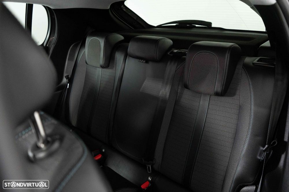 Peugeot 208 1.2 PureTech Allure Pack EAT8 - 29