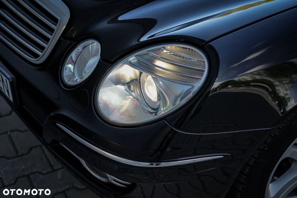 Mercedes-Benz Klasa E - 16