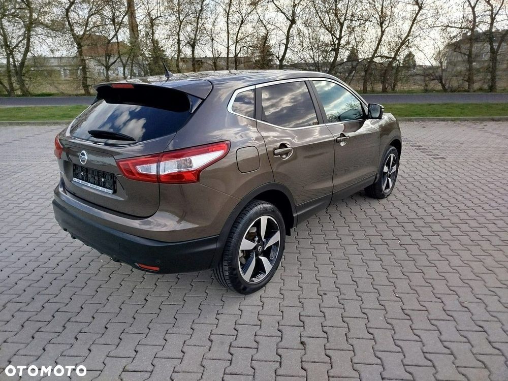 Nissan Qashqai 1.6 DIG-T 360 - 4