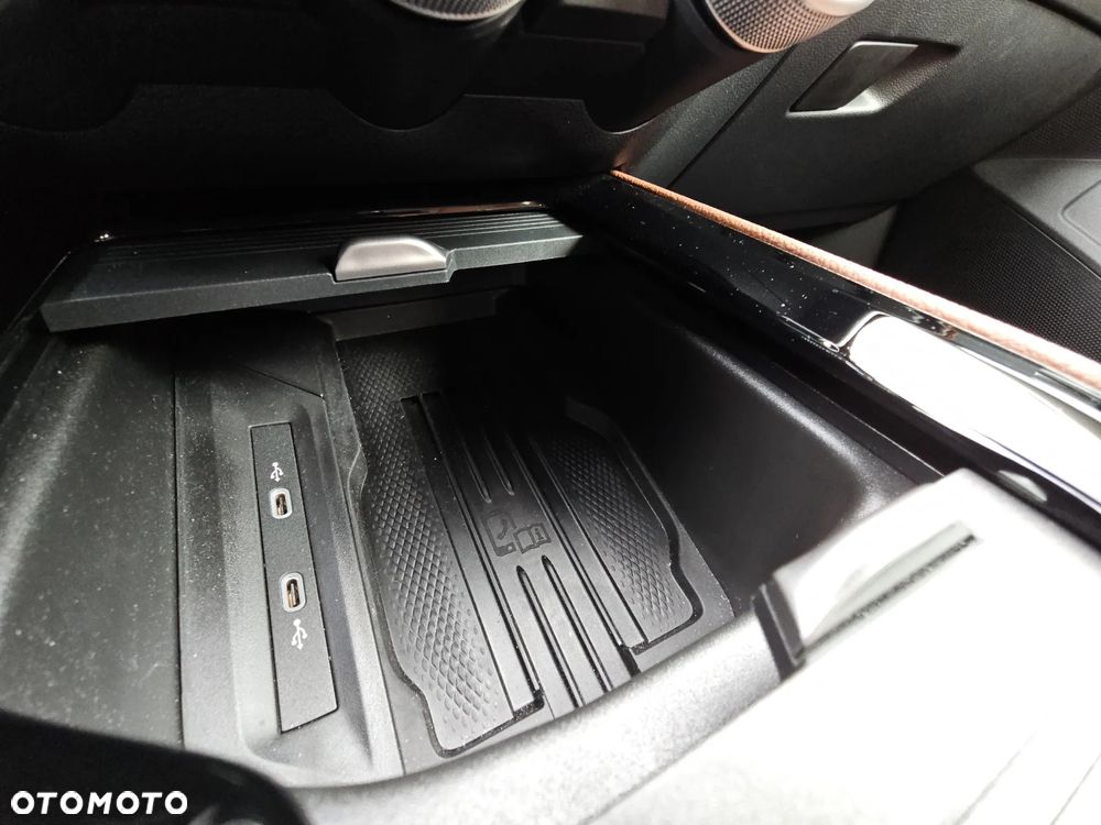 Skoda Superb 1.5 TSI mHEV L&K DSG - 17