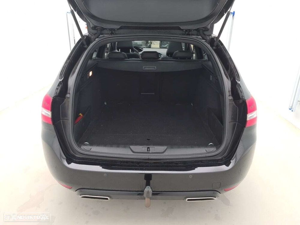 Peugeot 308 SW BlueHDi 130 EAT8 GT - 13