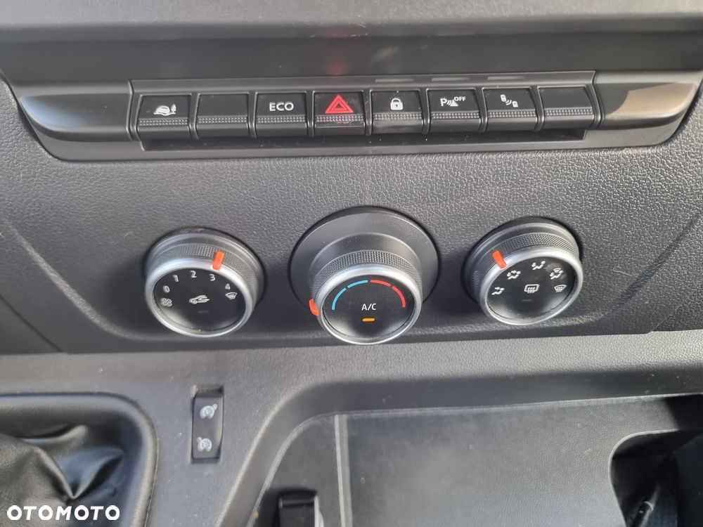 Renault Master - 10