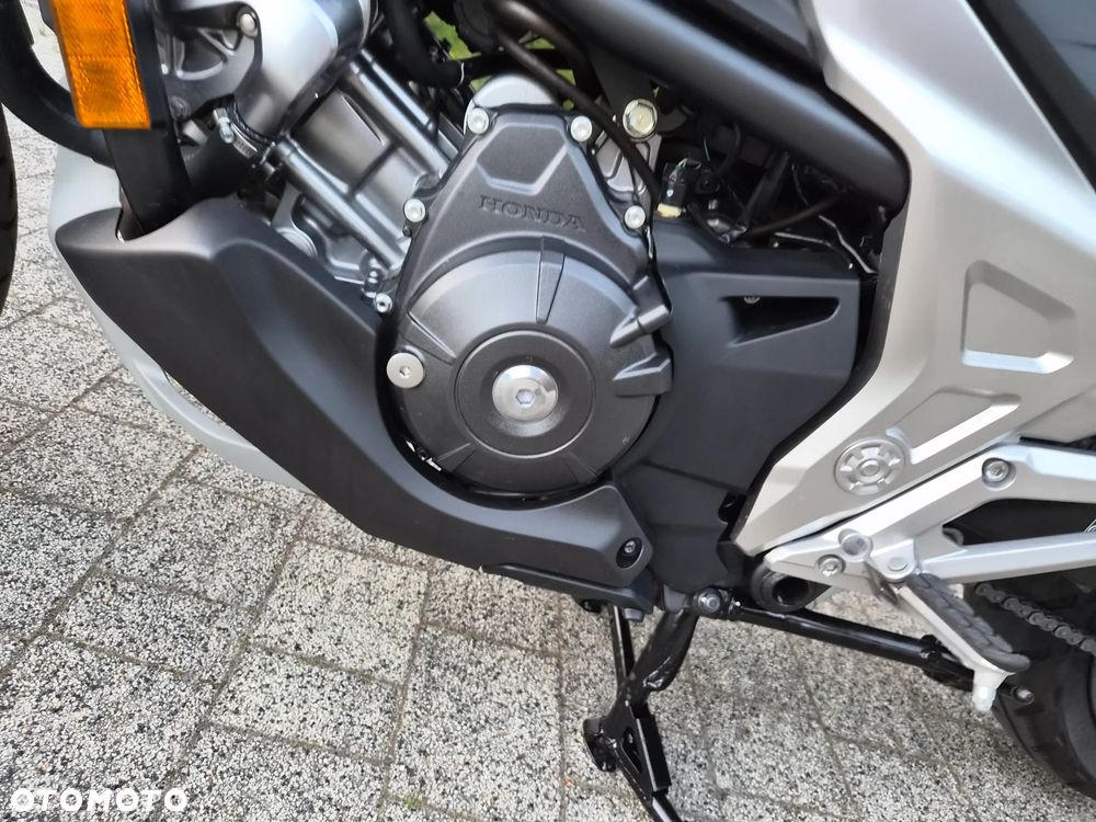 Honda NC - 19