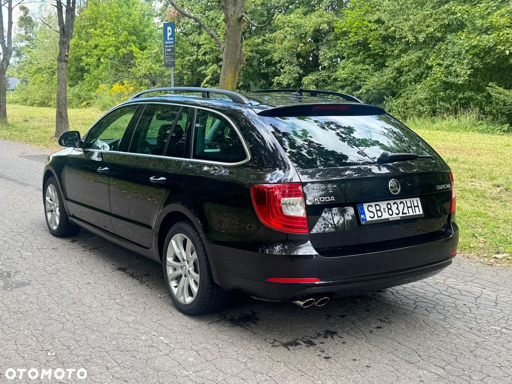 Skoda Superb 2.0 TDI Green tec 4x4 DSG Elegance - 8