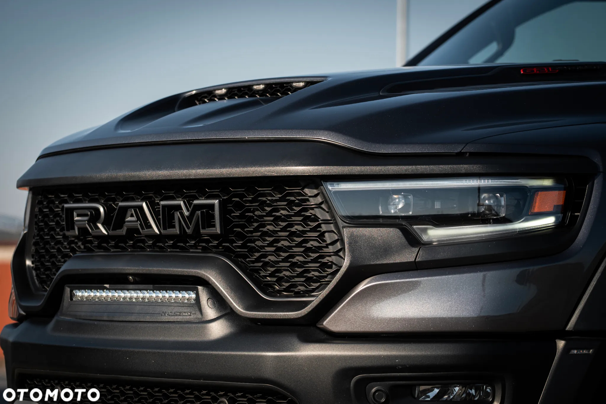 Dodge RAM TRX - 7