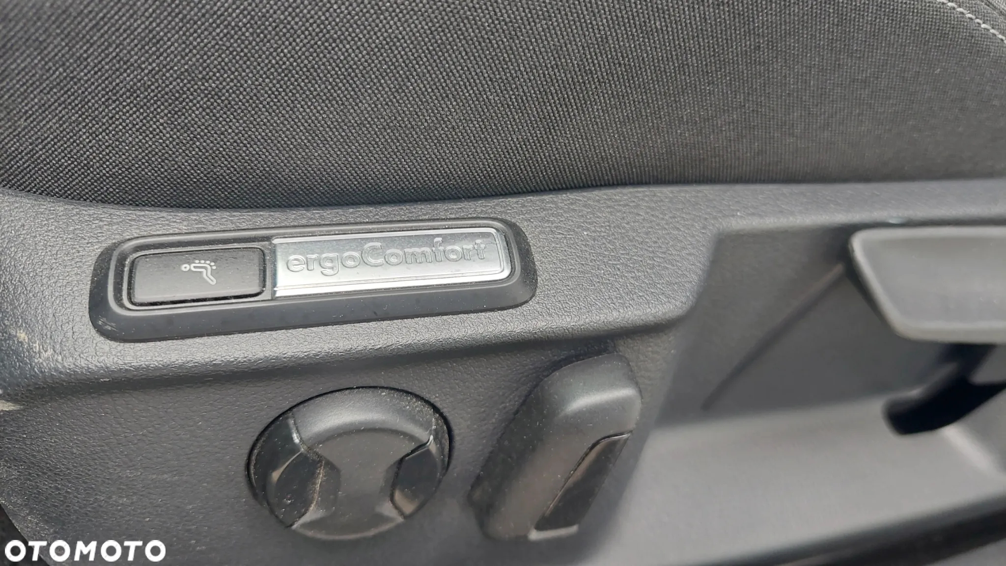 Volkswagen Passat - 26