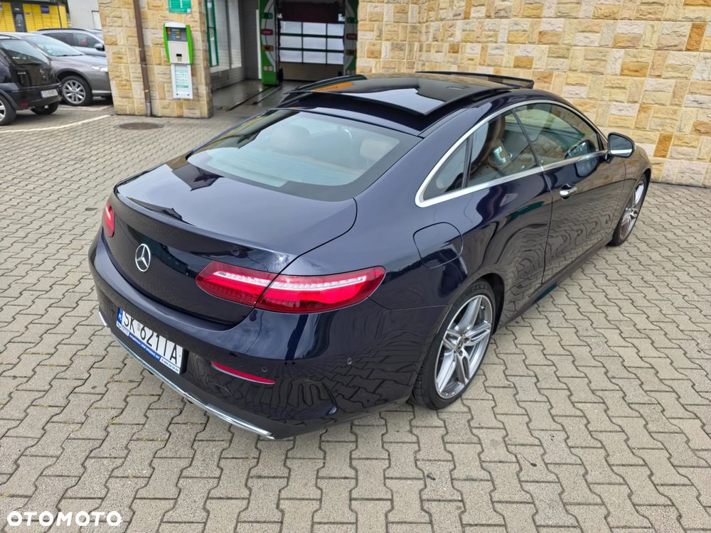 Mercedes-Benz Klasa E 220 d 4-Matic 9G-TRONIC - 16