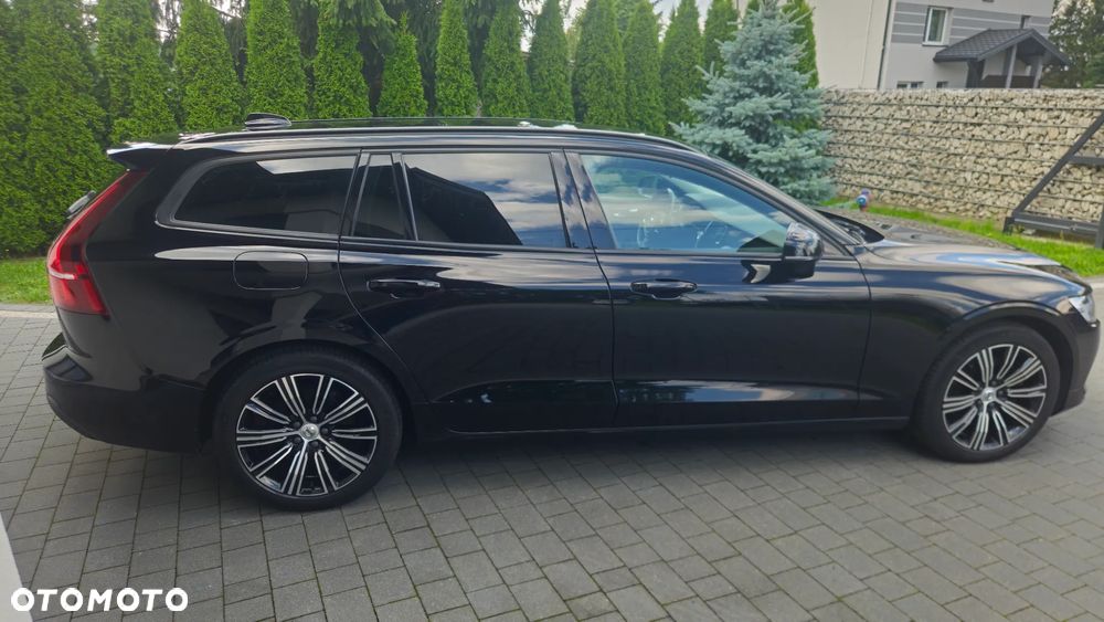 Volvo V60 D3 Momentum Pro - 4