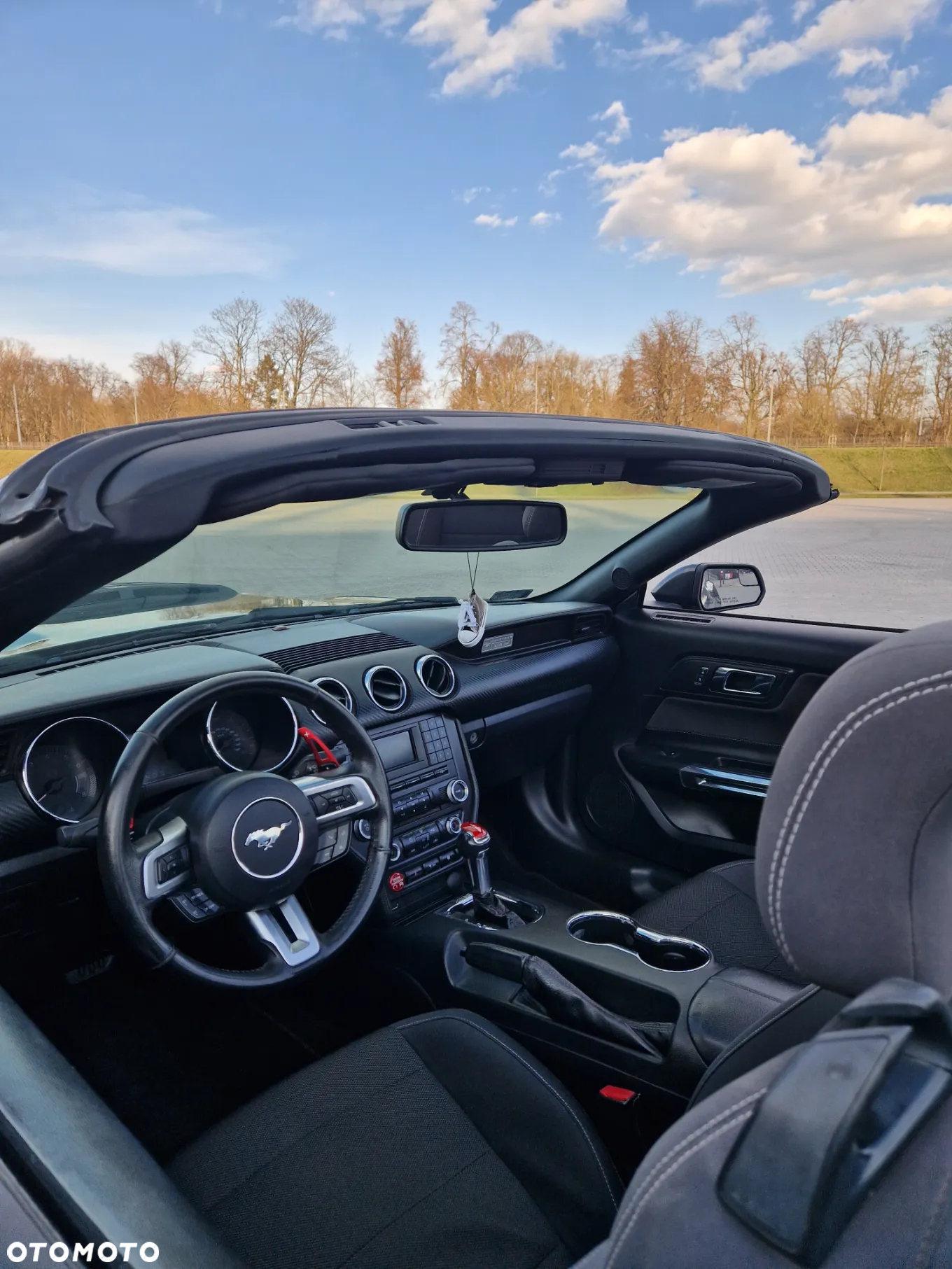 Ford Mustang 3.7 V6 - 12