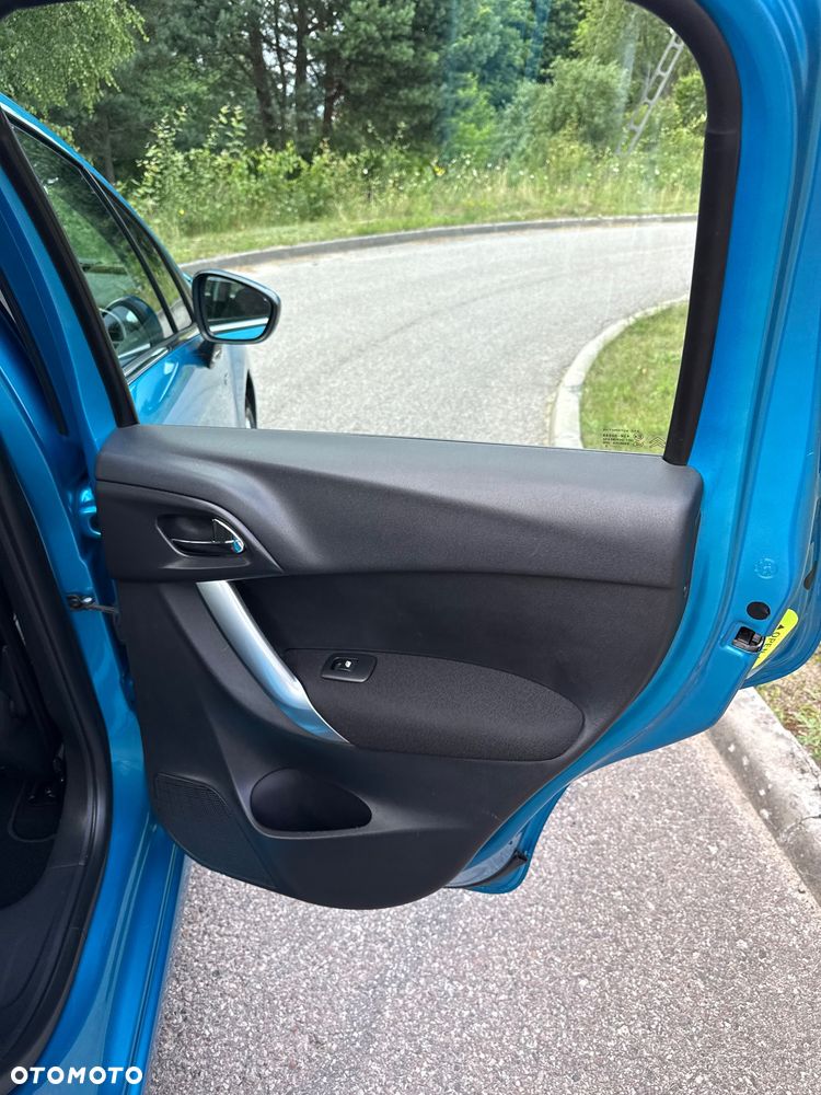 Citroën C3 VTi 120 Automatik Exclusive - 19