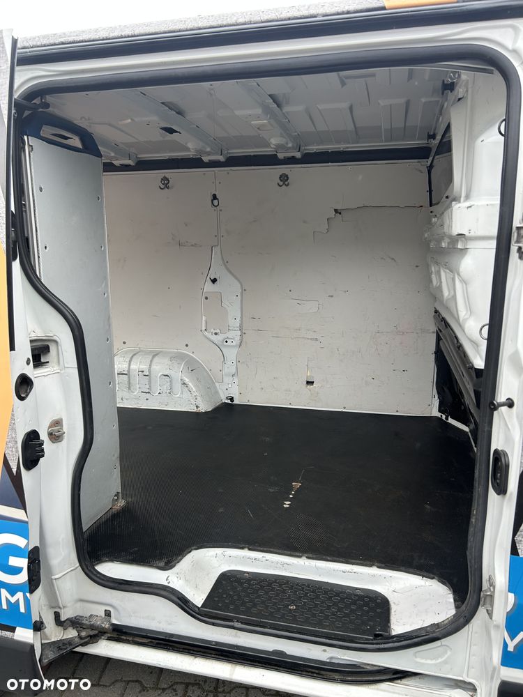 Opel VIVARO-B - 11