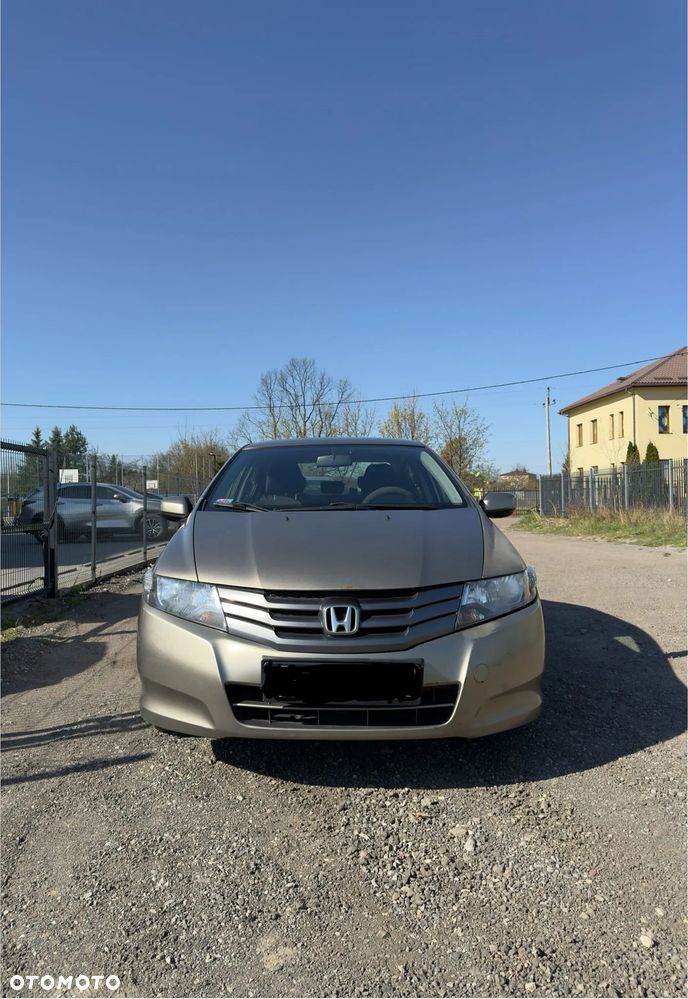 Honda City 1.4 Comfort - 1