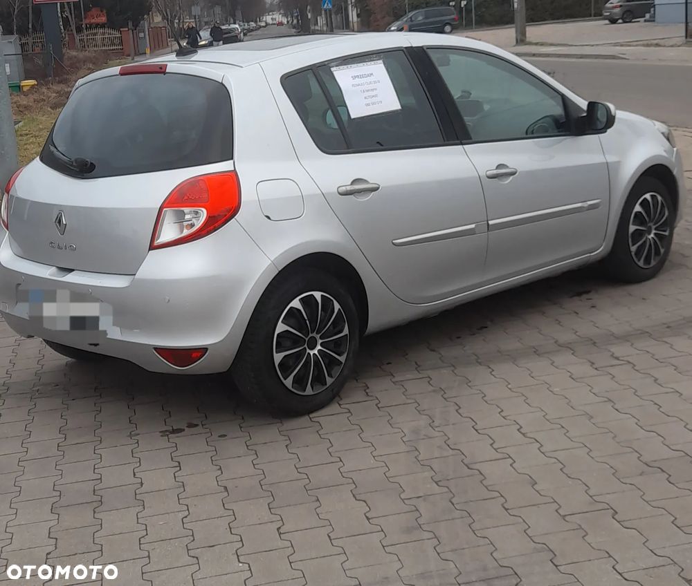 Renault Clio 1.6 16V Dwudziestka - 4