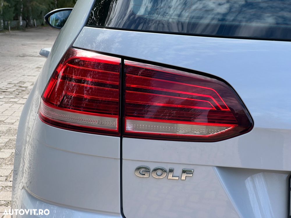 Volkswagen Golf 1.6 TDI Comfortline - 19