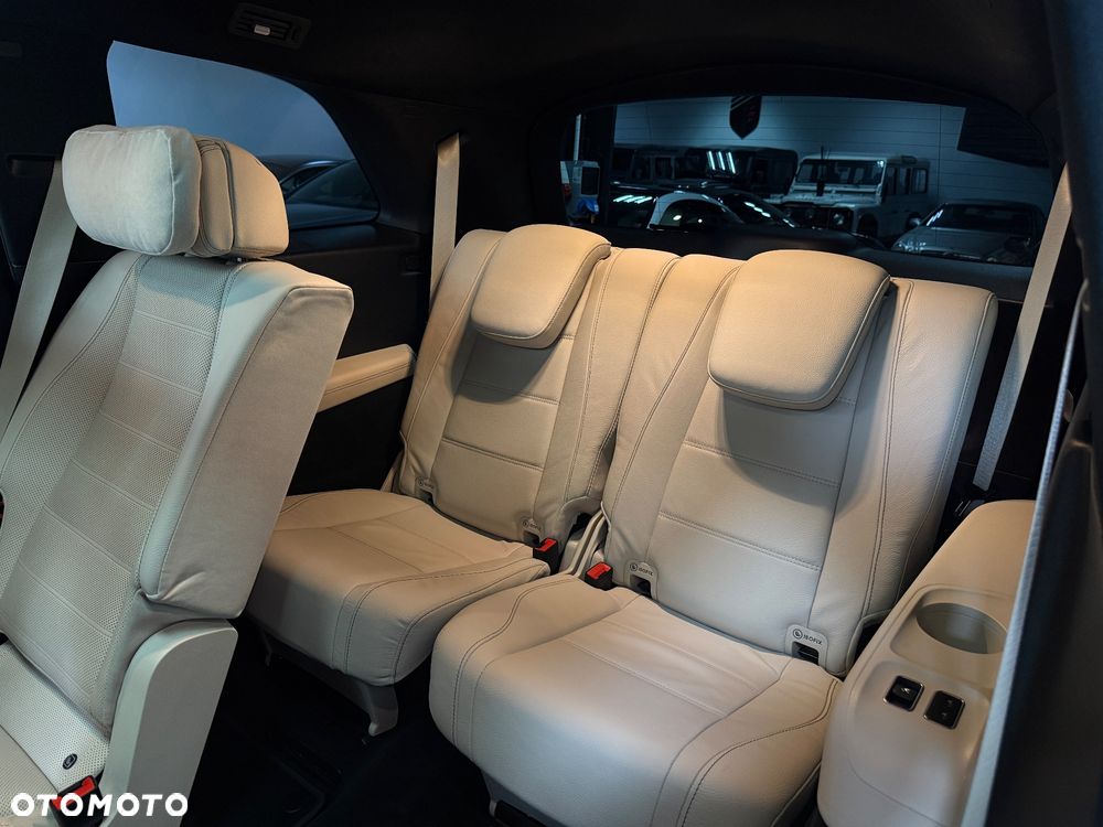 Mercedes-Benz GLS 450 d mHEV 4-Matic AMG Line - 32