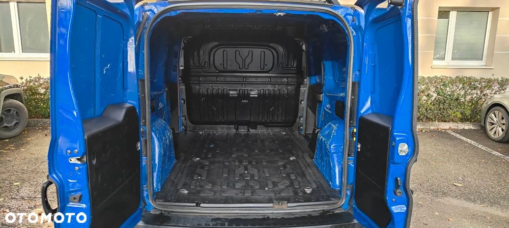 Fiat DOBLO - 10