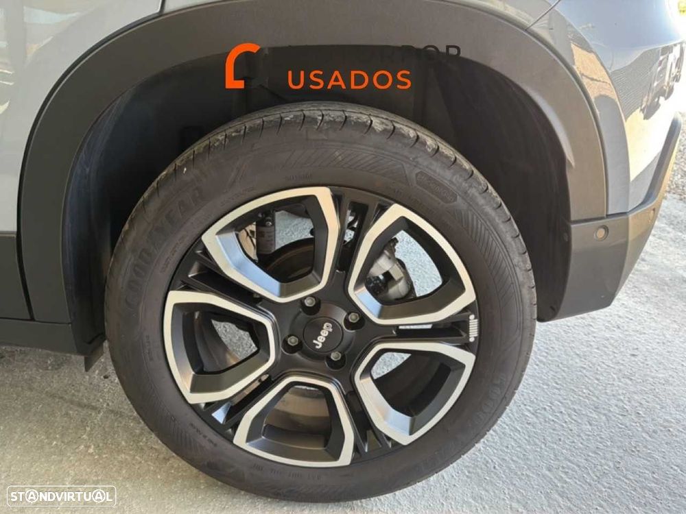 Jeep Avenger 1.2 GSE T3 Summit - 11