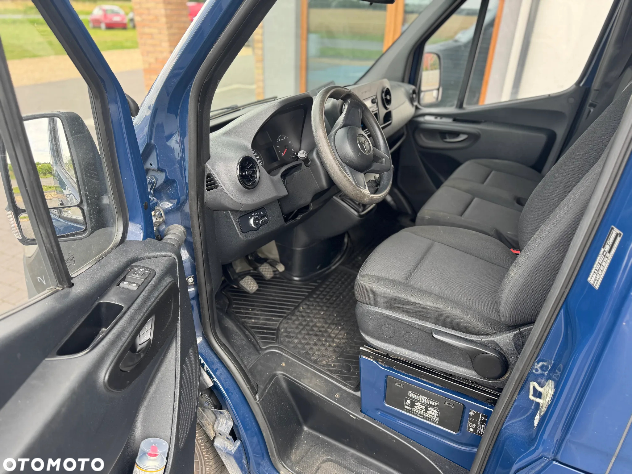 Mercedes-Benz sprinter - 6