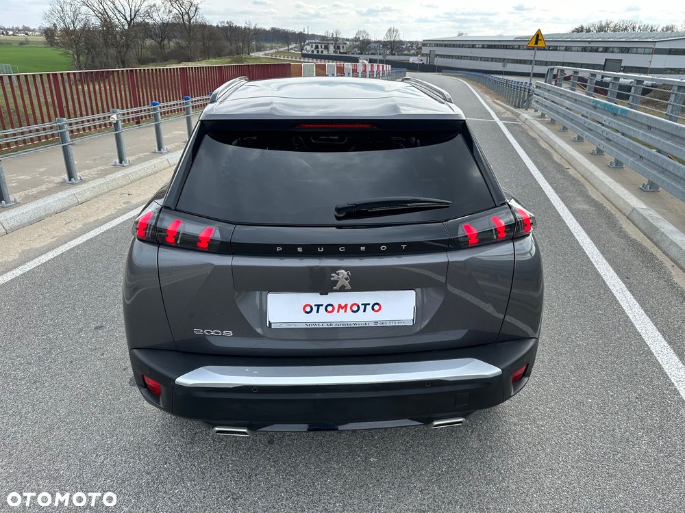 Peugeot 2008 PureTech 130 EAT8 Allure Pack - 17