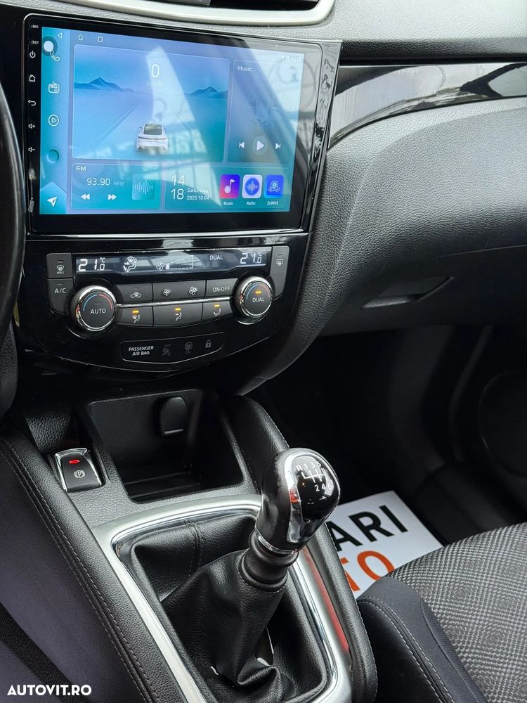 Nissan Qashqai 1.5 DCI Start/Stop N-Connecta - 12