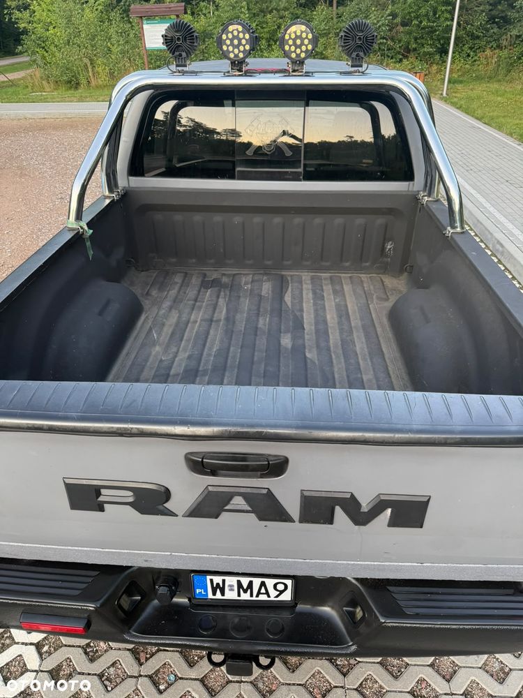 Dodge RAM - 14