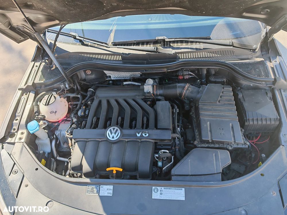 Volkswagen Passat CC 3.6 V6 4Motion DSG - 34