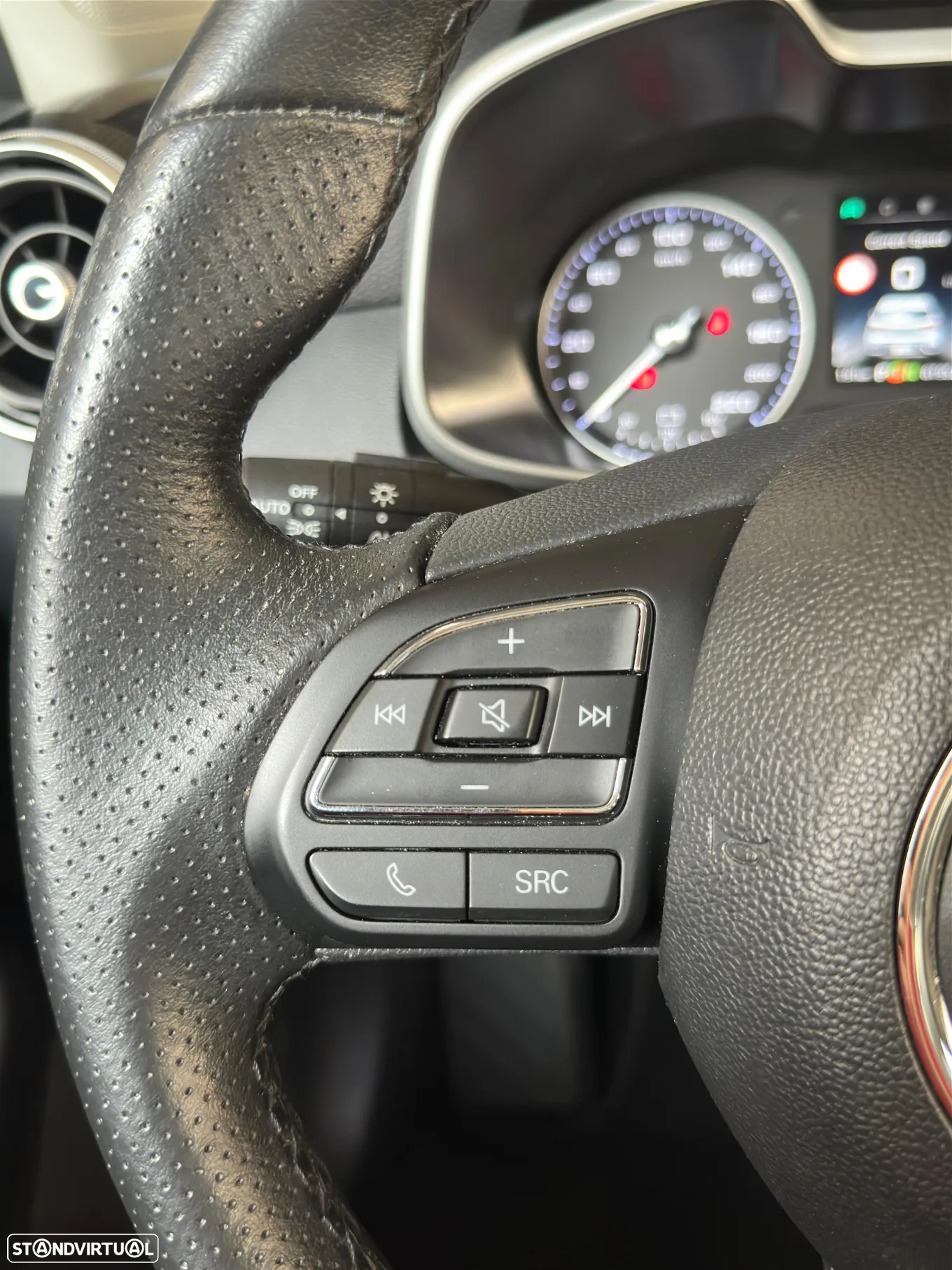 MG ZS EV 44.5 kWh Luxury - 20