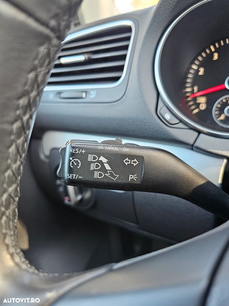 Volkswagen Golf 1.4 TSI DSG Team - 25