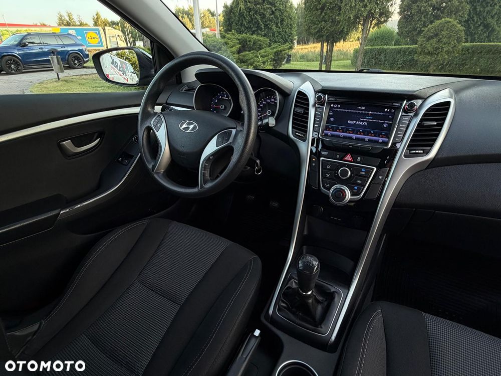 Hyundai i30 1.4 Trend - 6