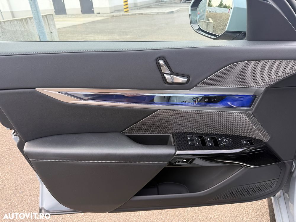 BMW Seria 7 - 18