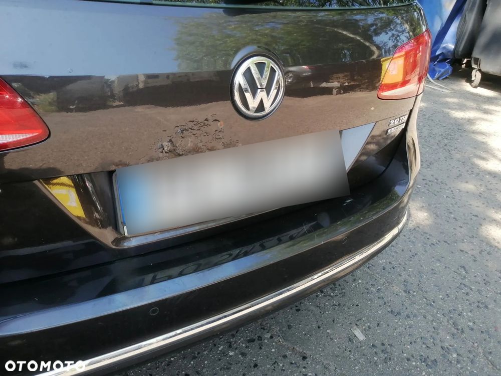Volkswagen Passat 2.0 TDI Highline DSG - 11