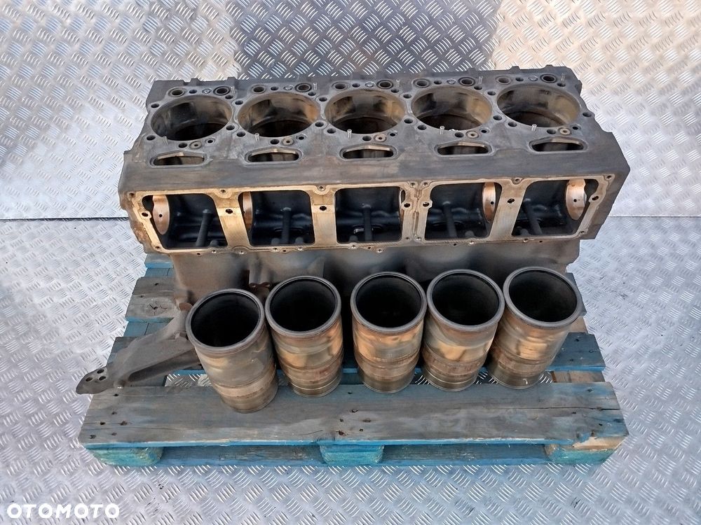 BLOK SILNIKA SCANIA XPI 9L DC09 - 1