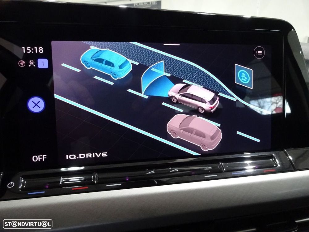 VW Golf Variant 2.0 TDi Conceptline - 22