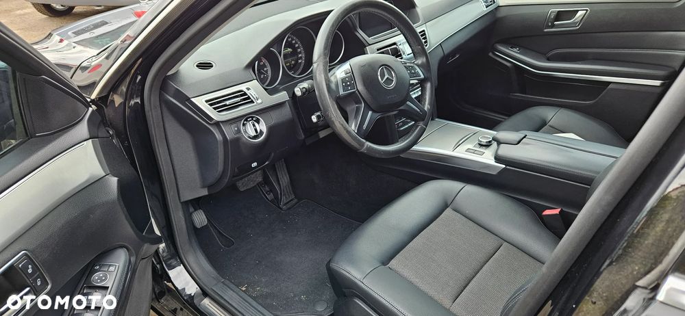 Mercedes-Benz Klasa E 200 CDI 7G-TRONIC Elegance - 9