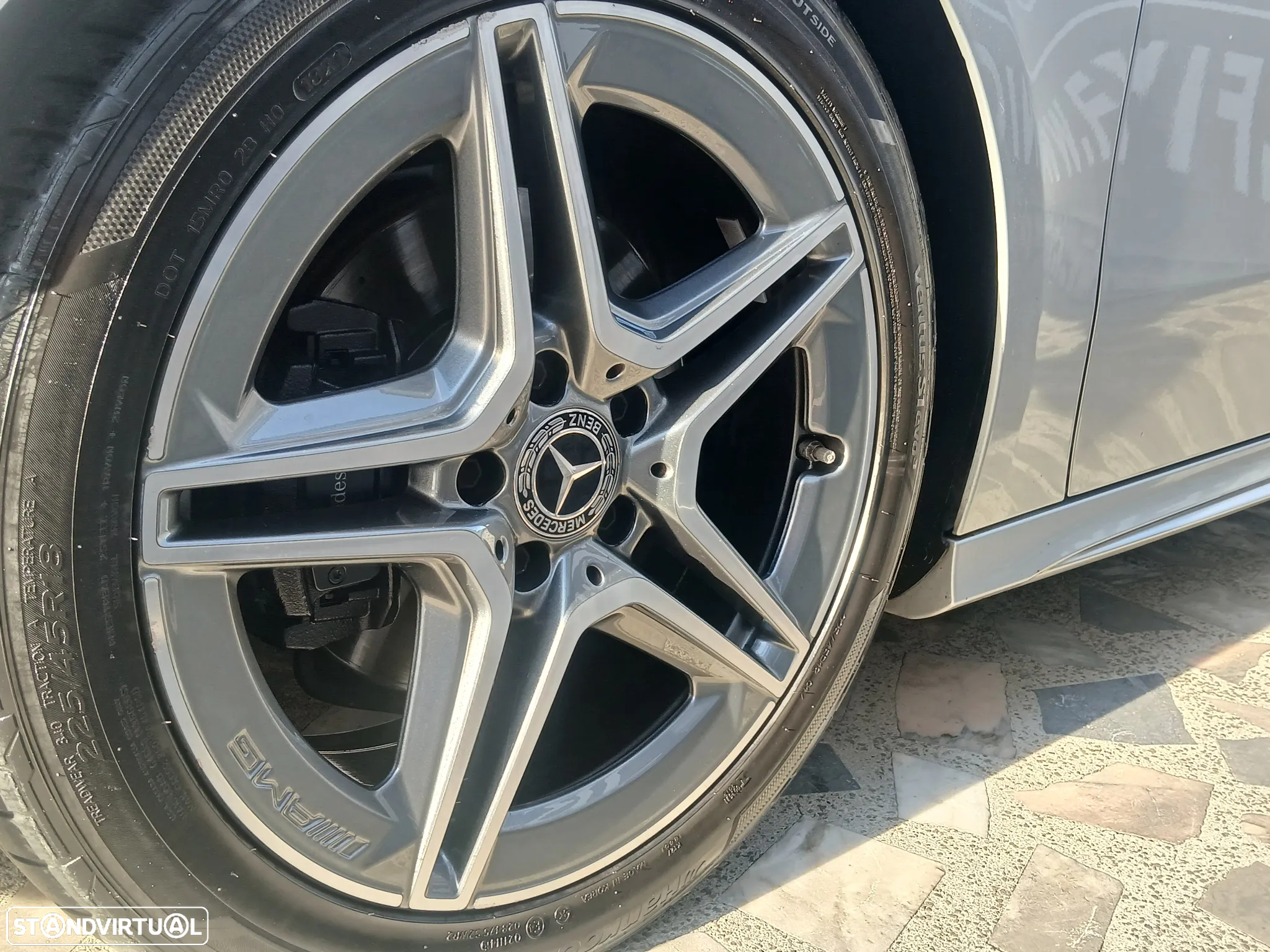 Mercedes-Benz A 180 d 7G-DCT AMG Line - 11