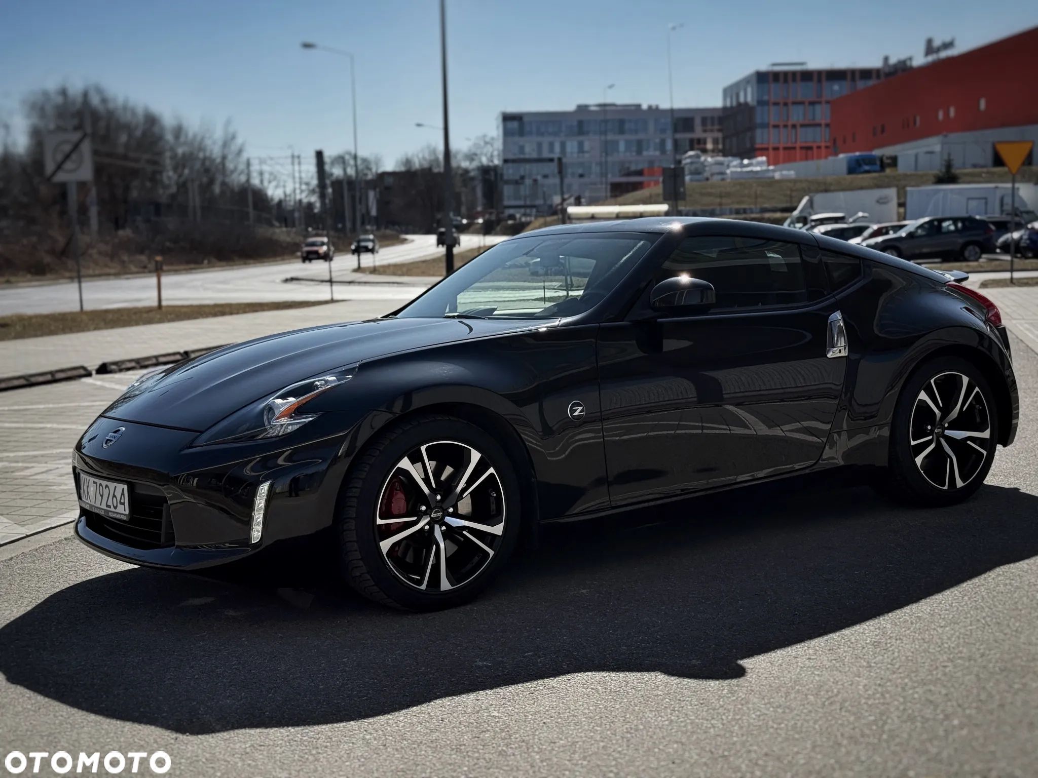 Nissan 370 Z - 1
