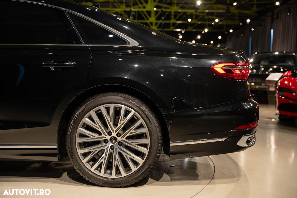 Audi A8 55 TFSI quattro Tiptronic MHEV - 17