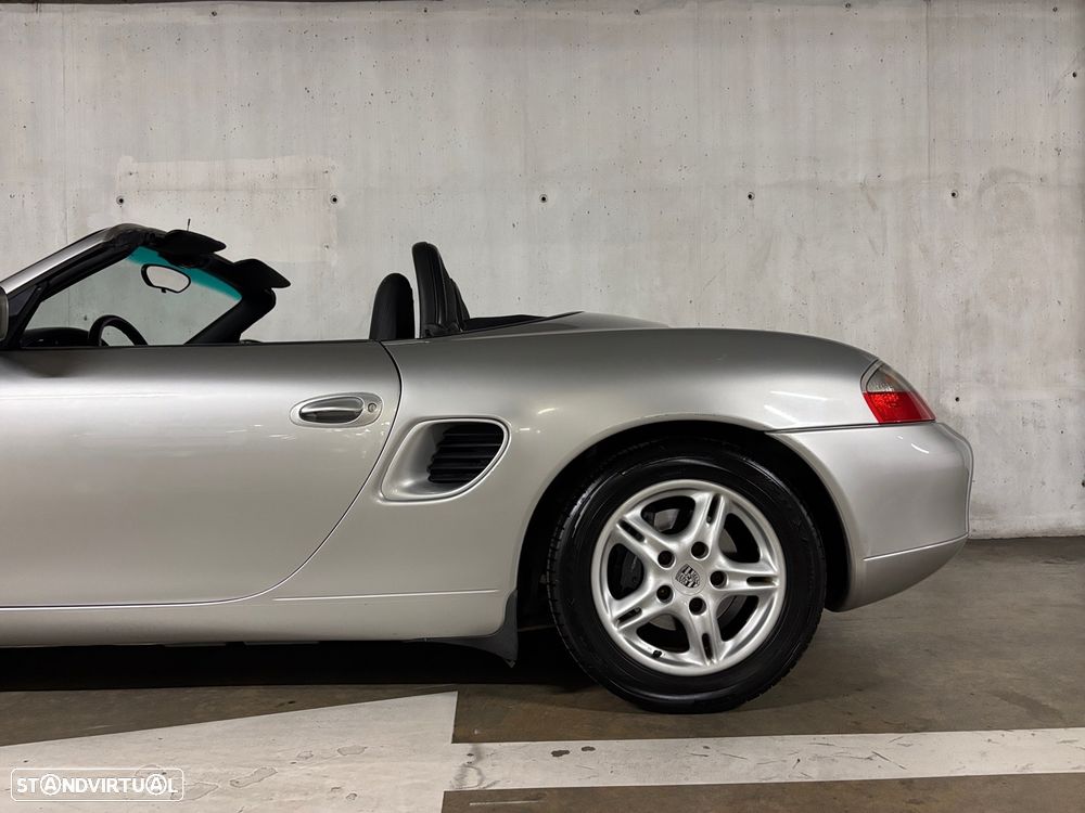 Porsche Boxster - 12