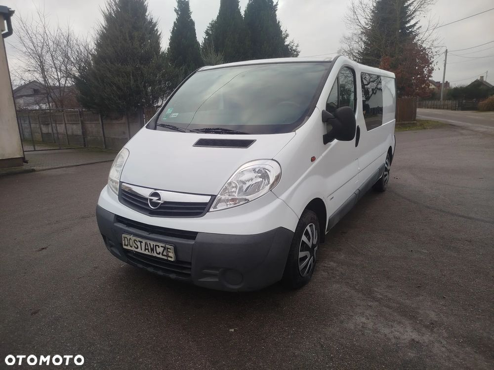 Opel Vivaro - 2