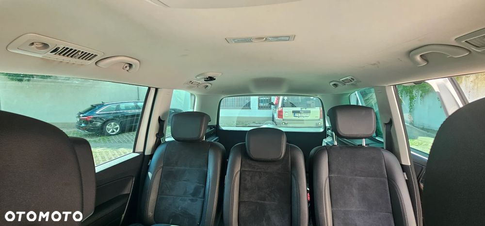 Volkswagen Sharan 2.0 TDI BMT 4Mot Highline DSG - 32