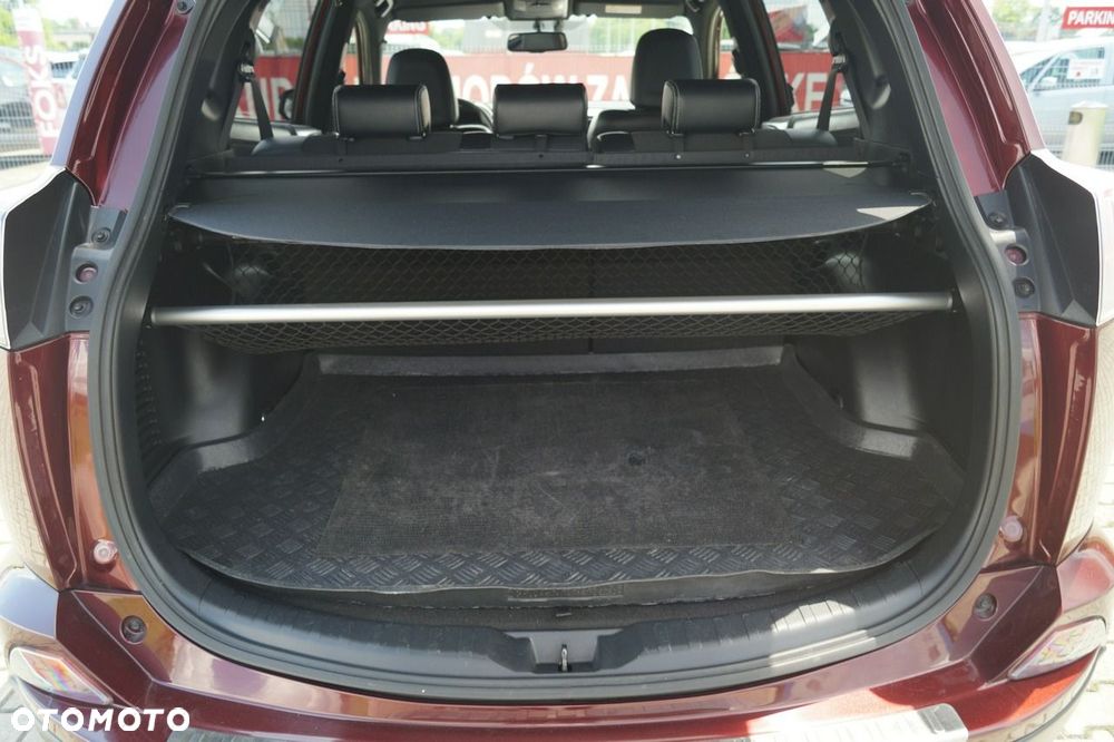 Toyota RAV4 - 16