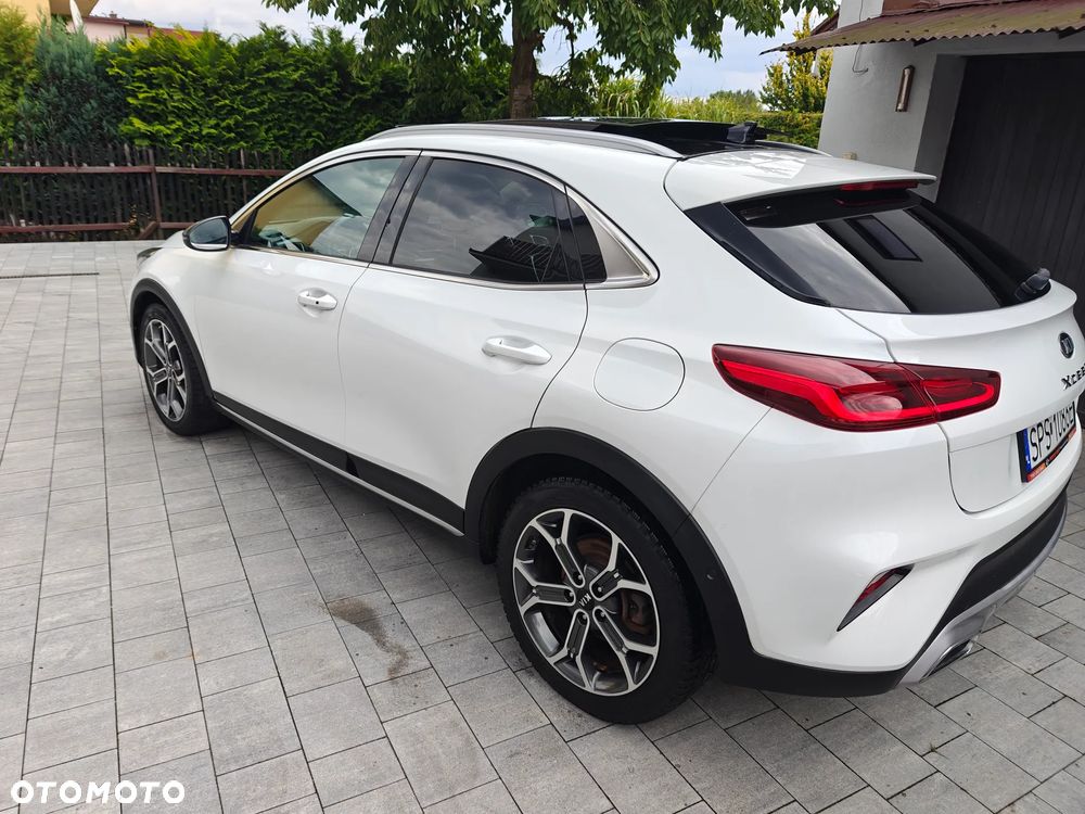Kia XCeed 1.6 T-GDI OPF DCT7 PLATINUM EDITION - 37