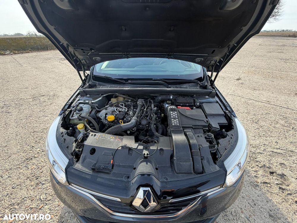 Renault Megane TCE GPF Zen - 25
