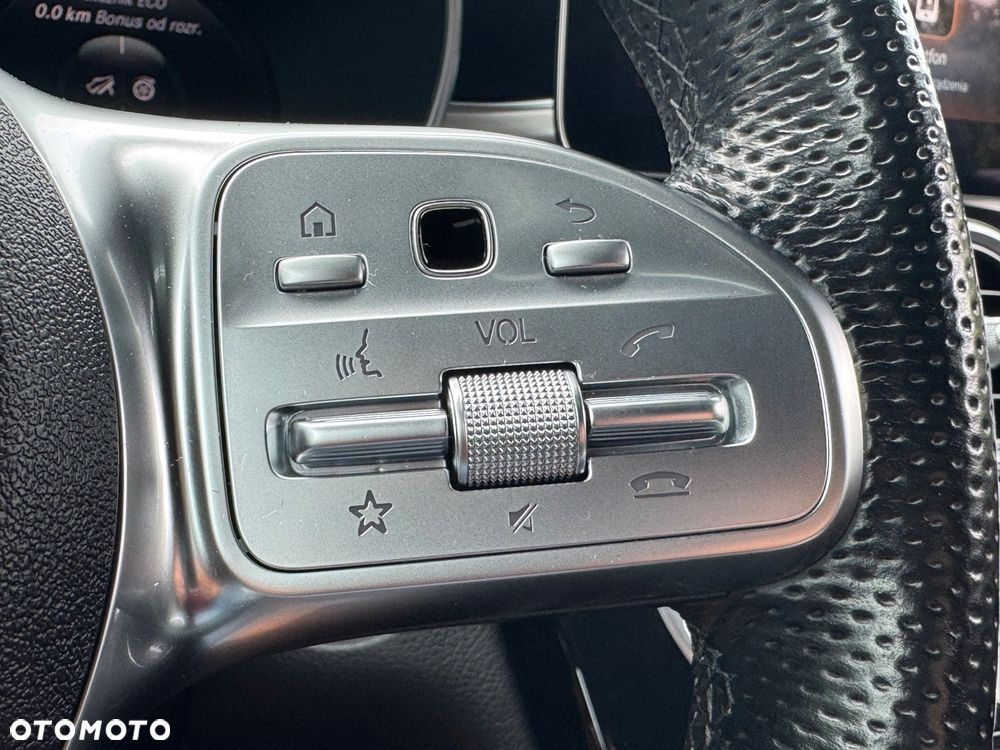 Mercedes-Benz GLC 300 4Matic 9G-TRONIC AMG Line Plus - 40
