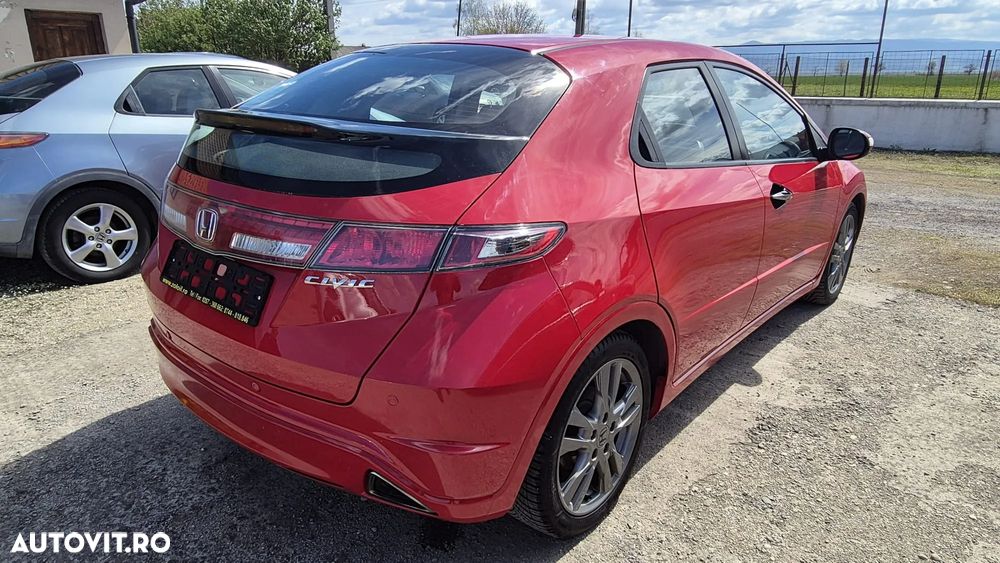 Honda Civic 1.8i-VTEC Sport - 4