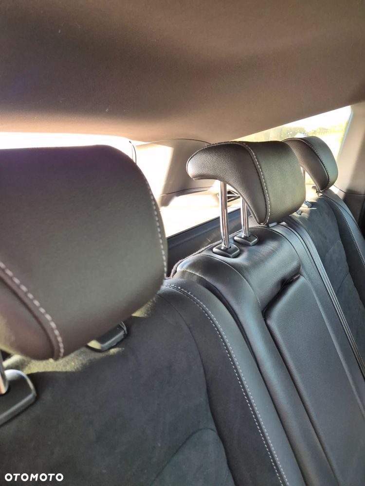 Ford Kuga 2.0 TDCi 4x4 ST-Line - 22